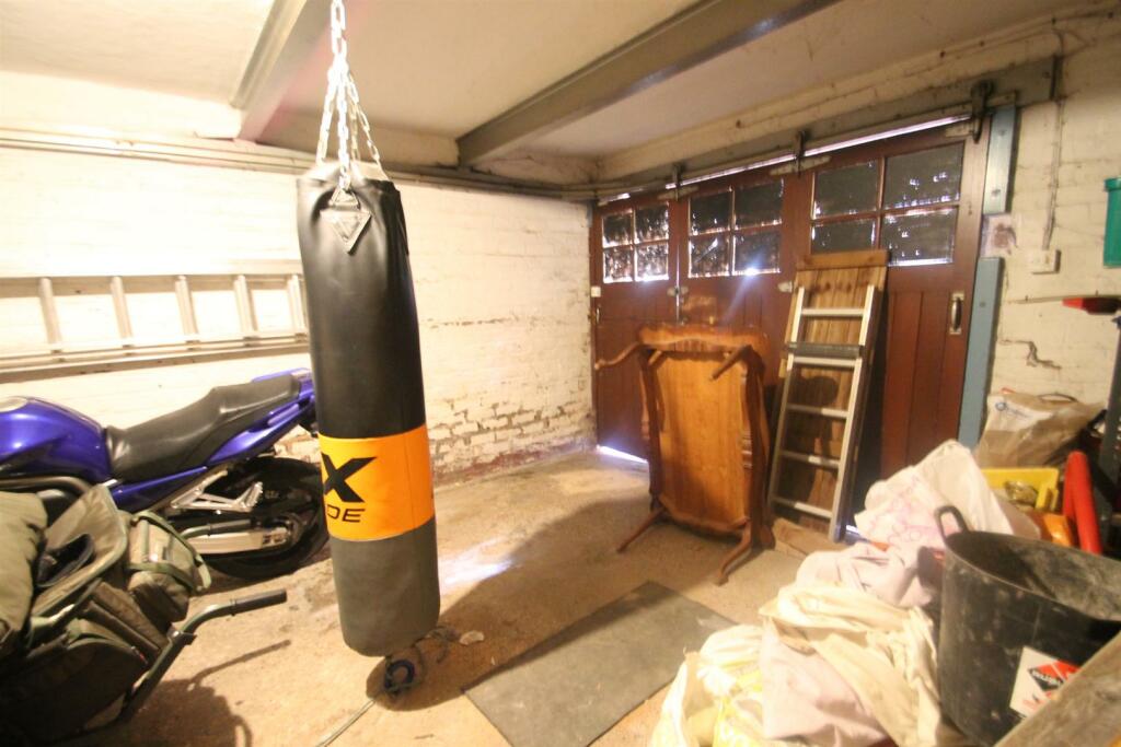 Additional image 16 of The Drive, Halesowen