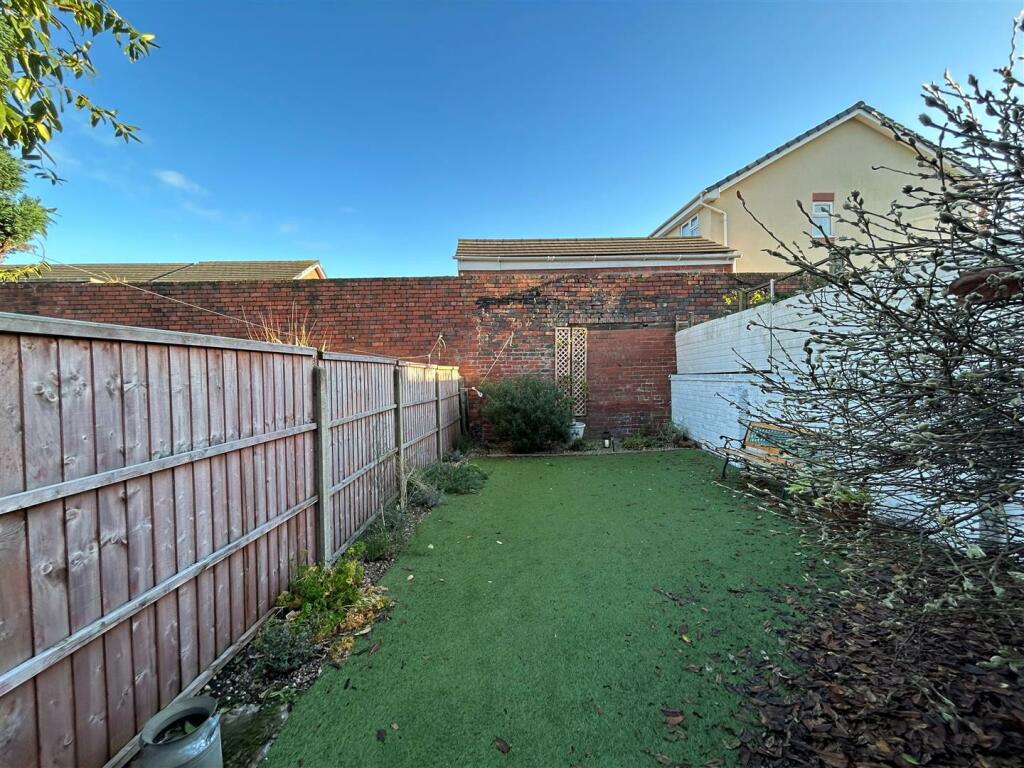 Additional image 11 of Vicarage Road, Halesowen, West Midlands