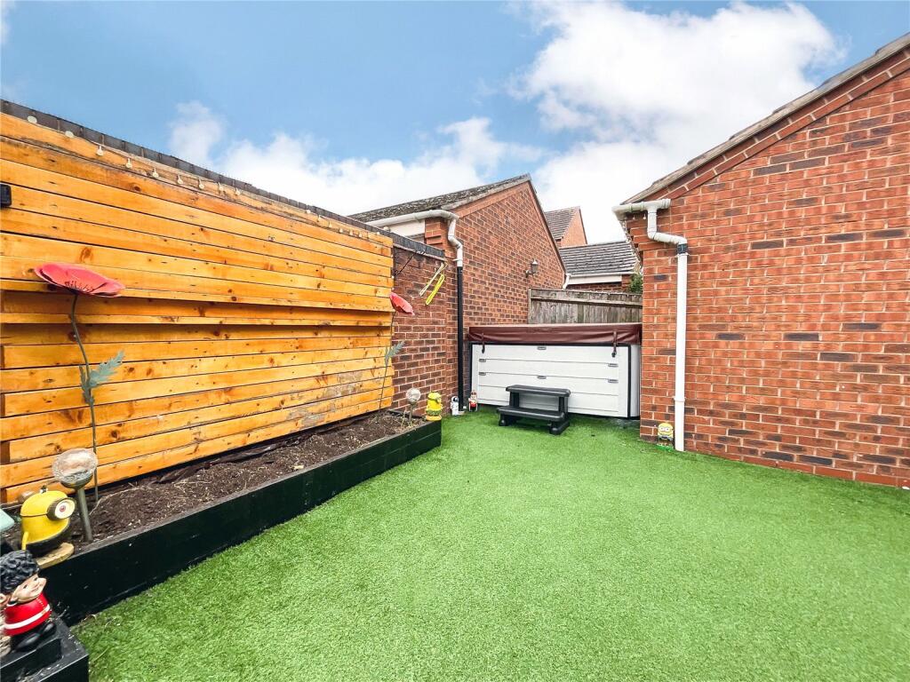 Additional image 31 of Valley Drive, Wilnecote, Tamworth, Staffordshire, B77