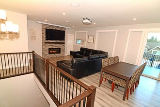 Additional image 5 of 3910 Jingle Pot Road