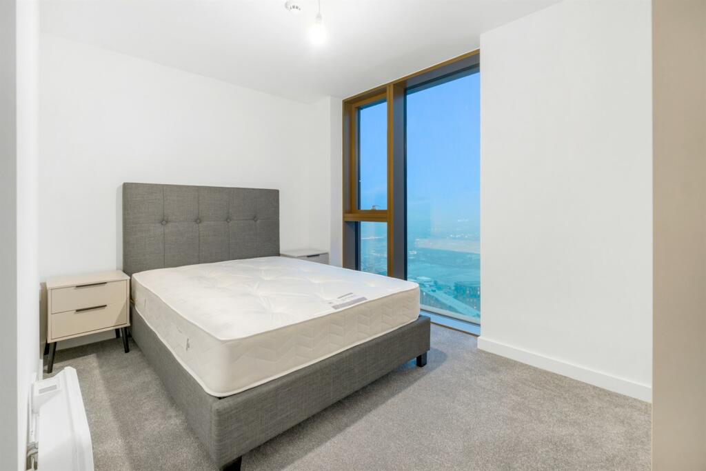 Additional image 12 of South Central, B5