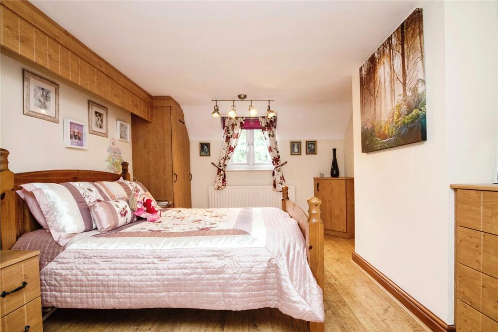 Additional image 18 of The Slough, Studley, Warwickshire, B80