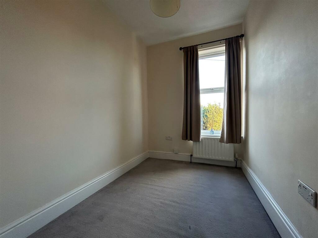 Additional image 8 of Vicarage Road, Halesowen, West Midlands
