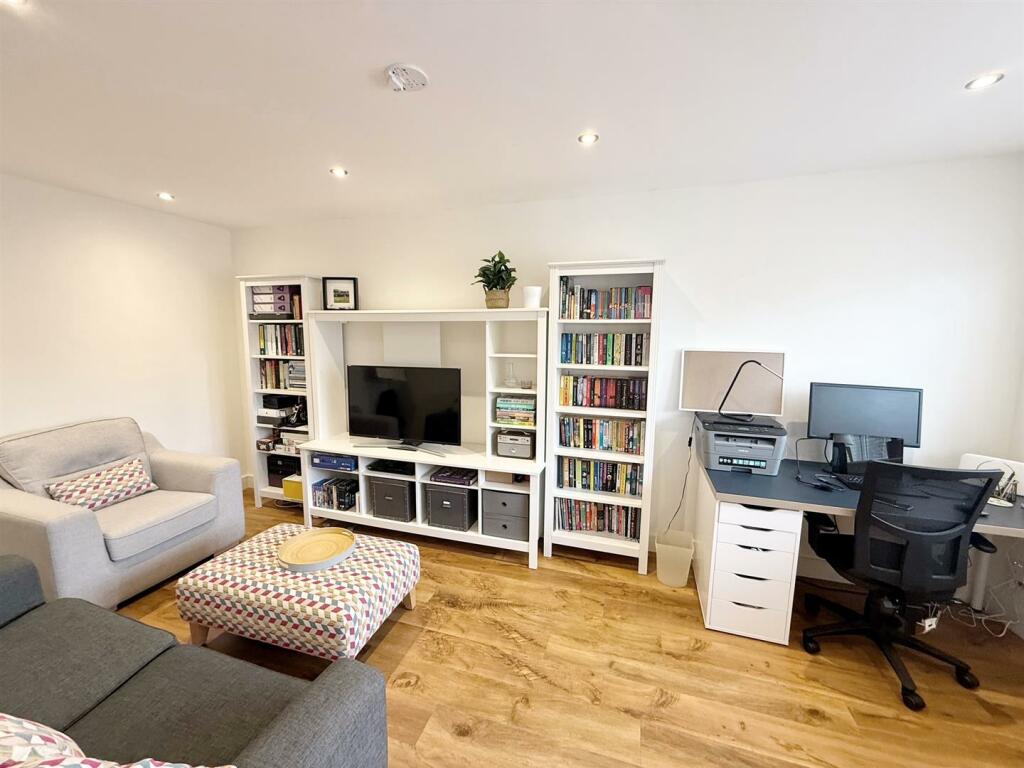 Additional image 4 of Sara Close, Four Oaks, Sutton Coldfield