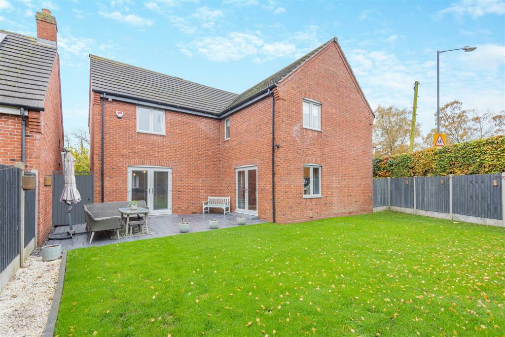 Additional image 4 of Trinity Road, Kingsbury, Tamworth
