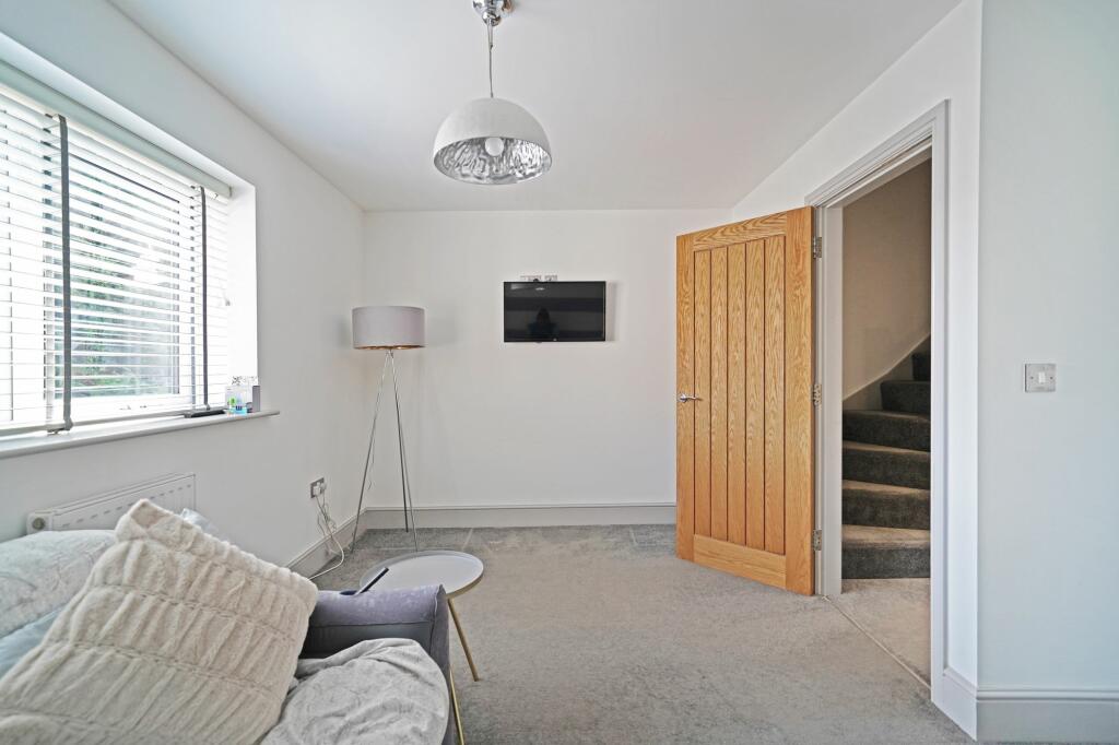 Additional image 12 of Trinity Way, Shirley, B90