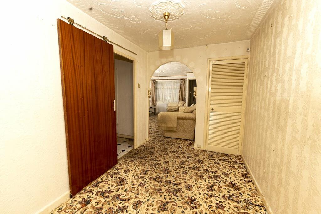 Additional image 4 of Westmead Drive, Oldbury, West Midlands, B68