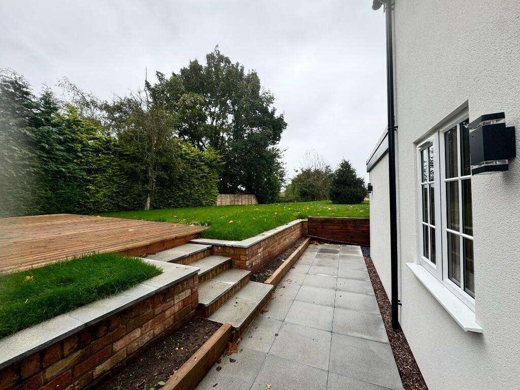 Additional image 24 of Vine Cottage, Dunnington, B49