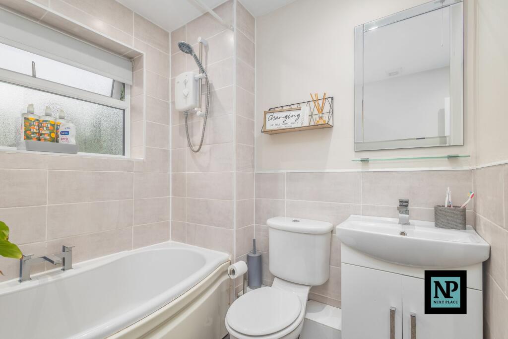 Additional image 33 of Lindisfarne, Glascote, B77