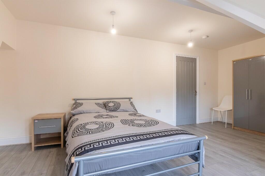 Additional image 30 of While Road, Sutton Coldfield, West Midlands, B72