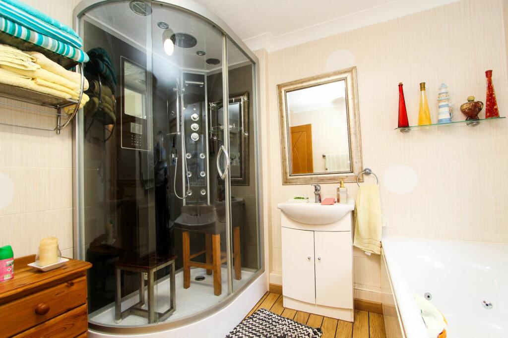 Additional image 15 of Brentnall Drive, Four Oaks, B75