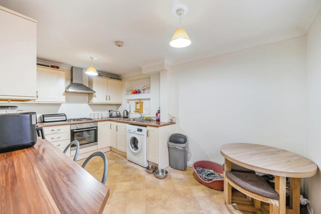 Additional image 5 of Hawfinch, TAMWORTH, Staffordshire, B77