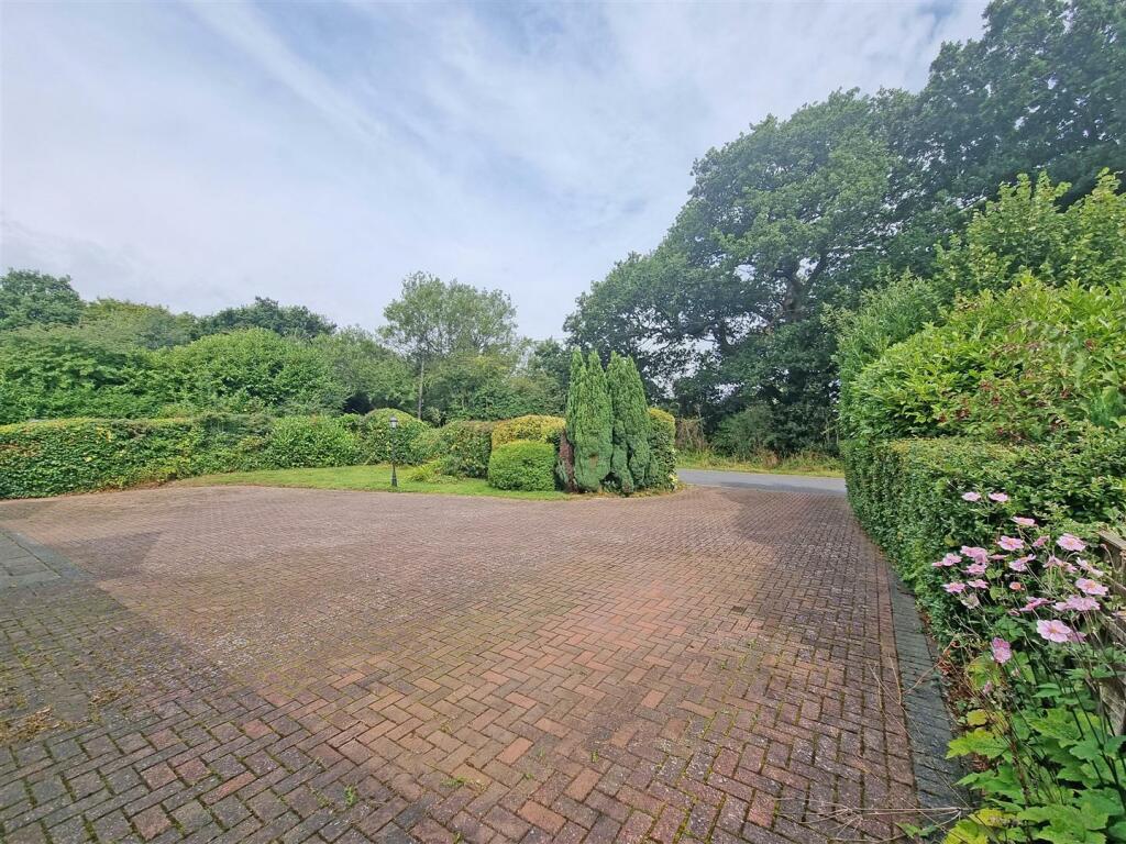 Additional image 17 of Grimpits Lane, Headley Heath