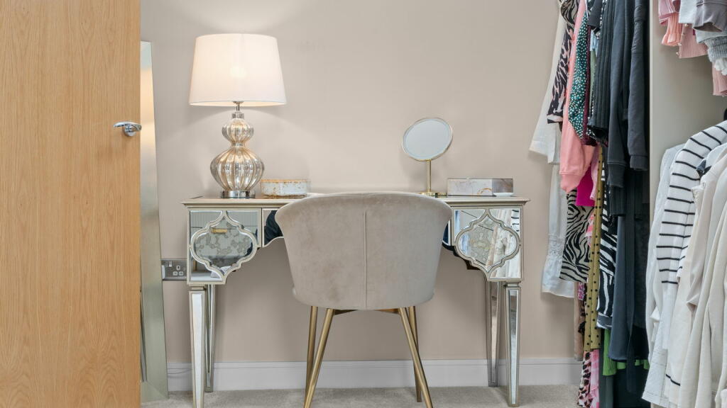 Additional image 45 of Heathfield House, 3 Oaks View Rise