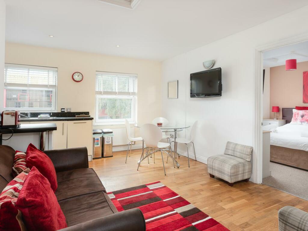 Additional image 11 of Bath Breaks, 16 James Street West, Bath, BA1 2BT