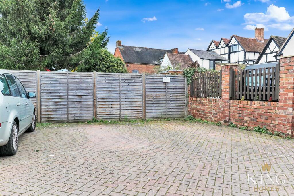 Additional image 12 of Swan Cottages, Swan Court, Alcester