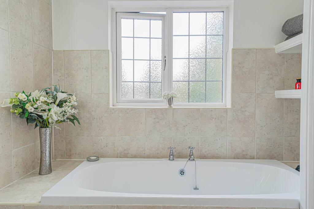 Additional image 19 of Brueton Avenue, Solihull, B91