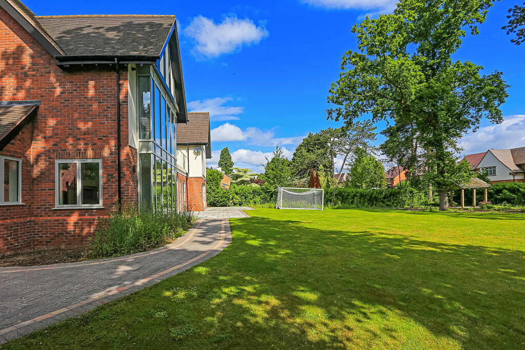 Additional image 60 of 21 The Crescent, Hampton-in-Arden, Solihull