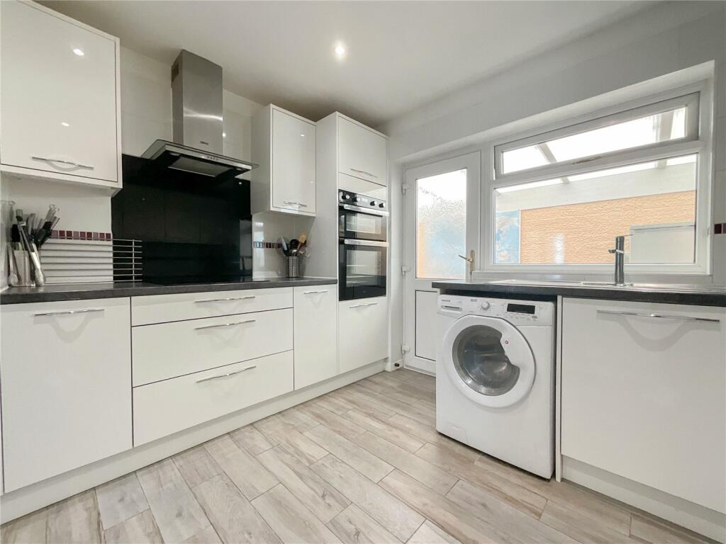 Additional image 10 of Curlew Close, Warton, Tamworth, Warwickshire, B79