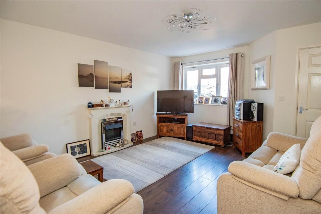 Additional image 4 of Catkins Close, Catshill, Bromsgrove, Worcestershire, B61