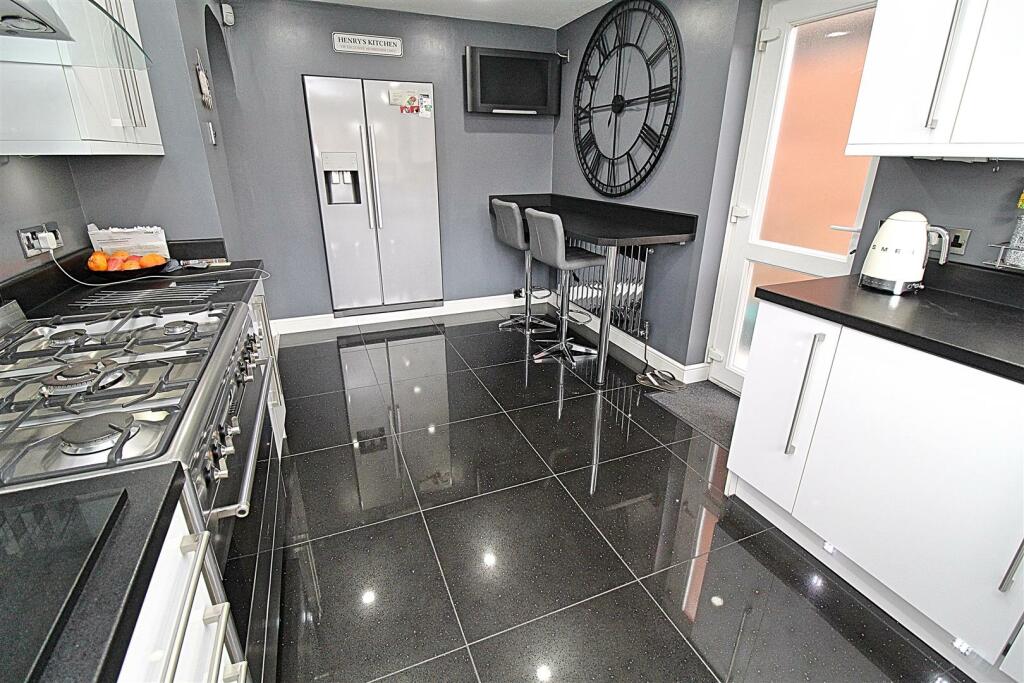 Additional image 19 of Park Hall Crescent, Castle Bromwich