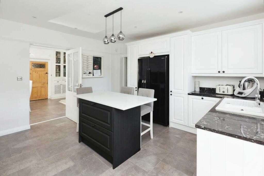 Additional image 8 of Driffold, Sutton Coldfield