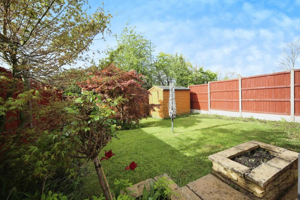 Additional image 18 of Kiln Close, Studley, B80