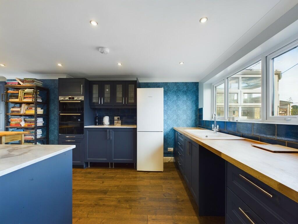 Additional image 4 of Brue Close, Bruton, Somerset, BA10