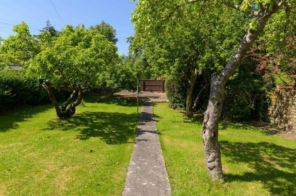 Additional image 13 of London Road West