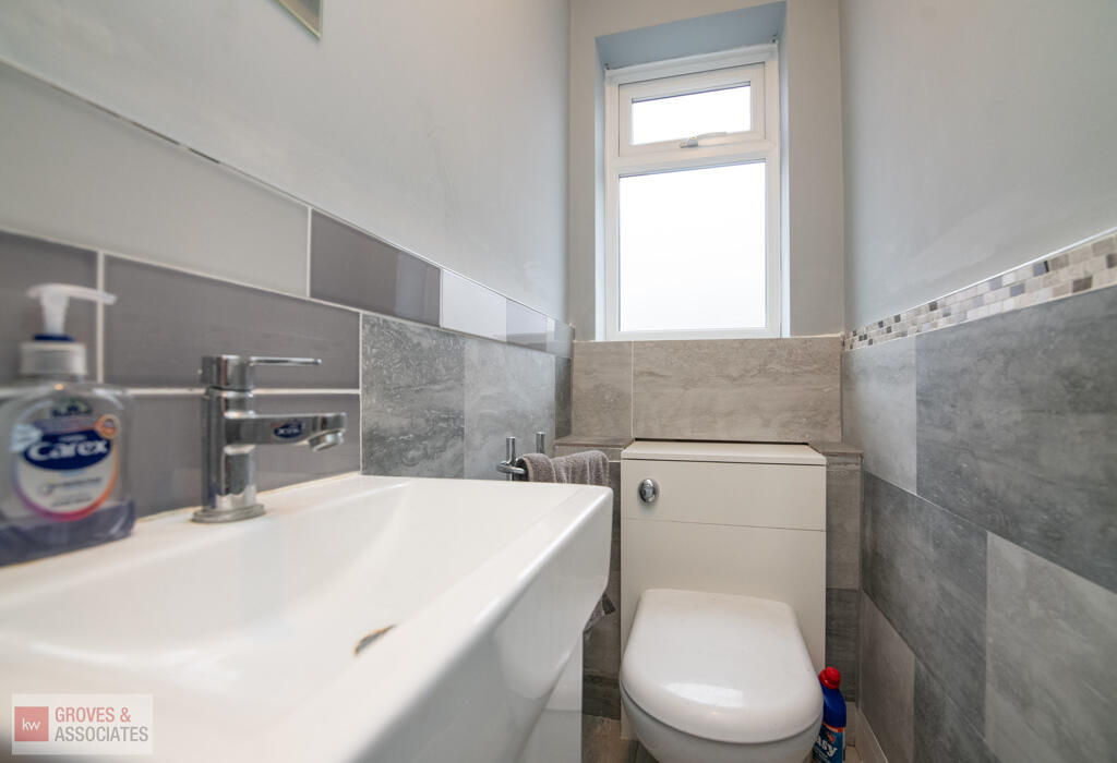 Additional image 4 of Fernwood Close, Redditch, Worcestershire