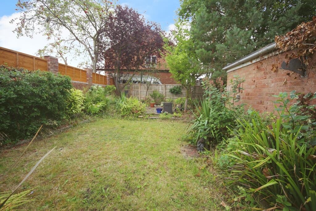 Additional image 13 of Illshaw Close, Redditch