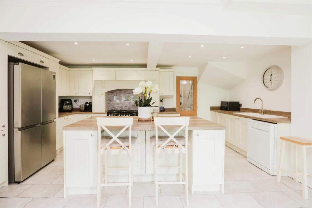 Additional image 2 of Parkfield Drive, BIRMINGHAM