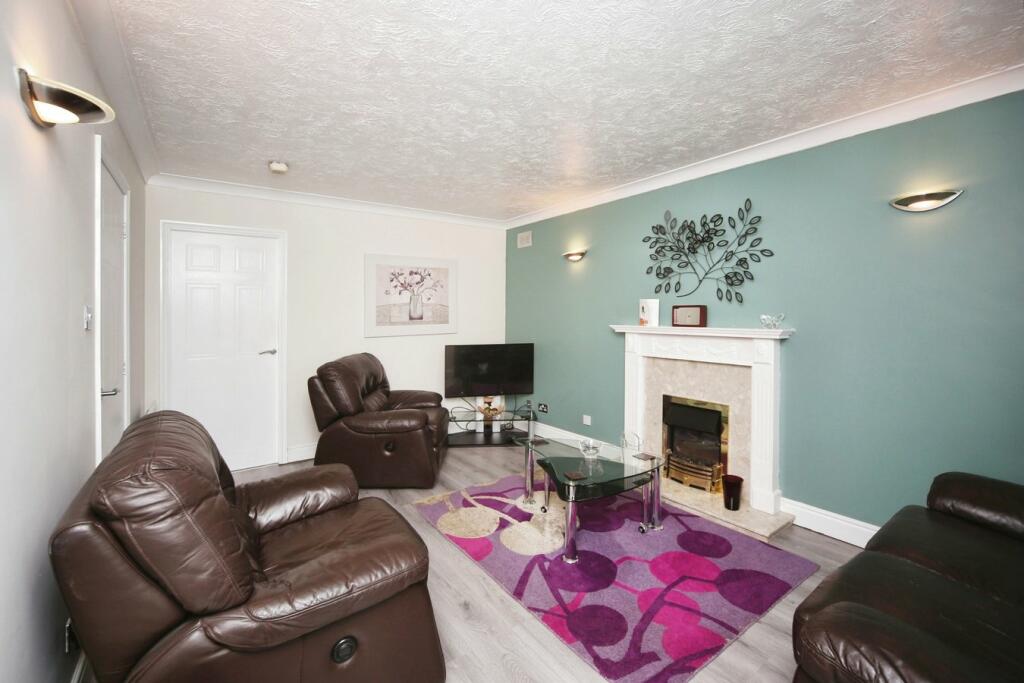 Additional image 22 of Kiln Close, Studley, B80