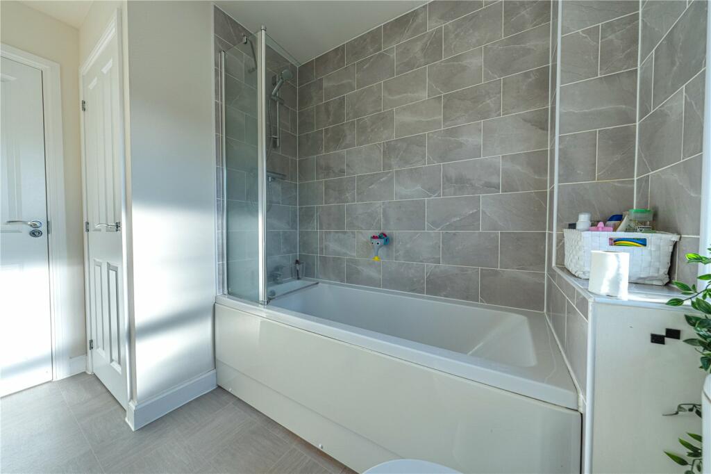 Additional image 20 of Bingley Avenue, Tamworth, Staffordshire, B78