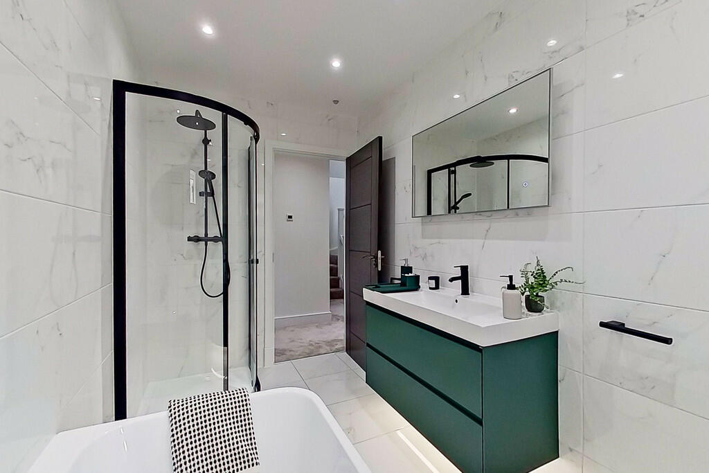 Additional image 31 of Royal Gardens, Sutton Coldfield