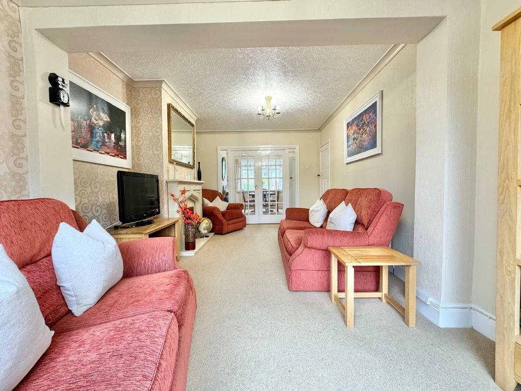 Additional image 5 of Florence Grove, West Bromwich, B71 3LL