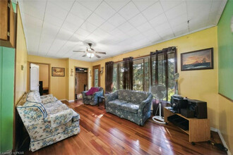 Additional image 4 of 92 Lakeside Dr