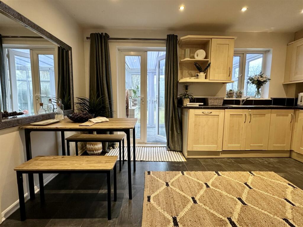 Additional image 9 of Willow Close, Alcester