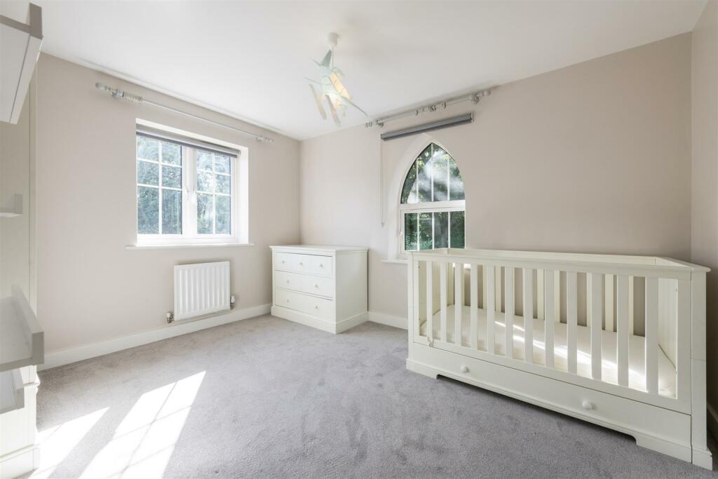 Additional image 13 of St Phillips Grove, Bentley Heath