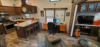 Additional image 3 of 439 Catering Rd