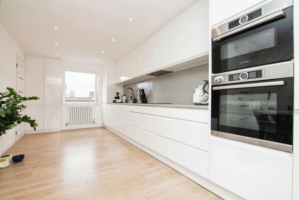 Additional image 18 of Selkirk Close, West Bromwich