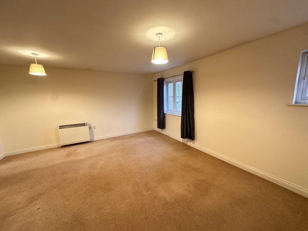 Additional image 12 of 15 Harris Close, Frome, Somerset