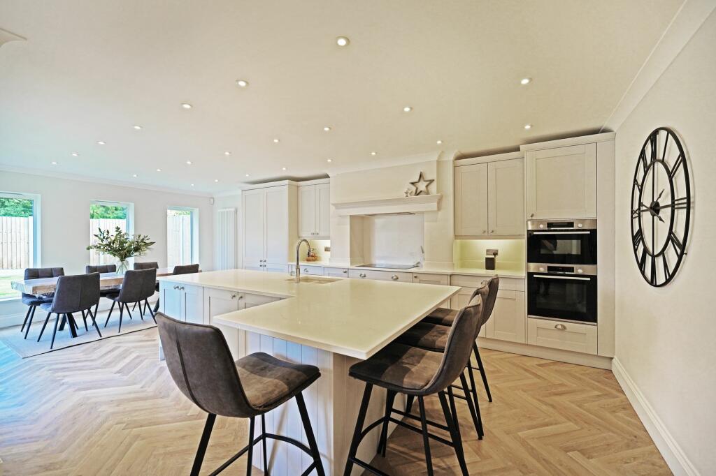 Additional image 5 of Park View, Hockley Heath, B94