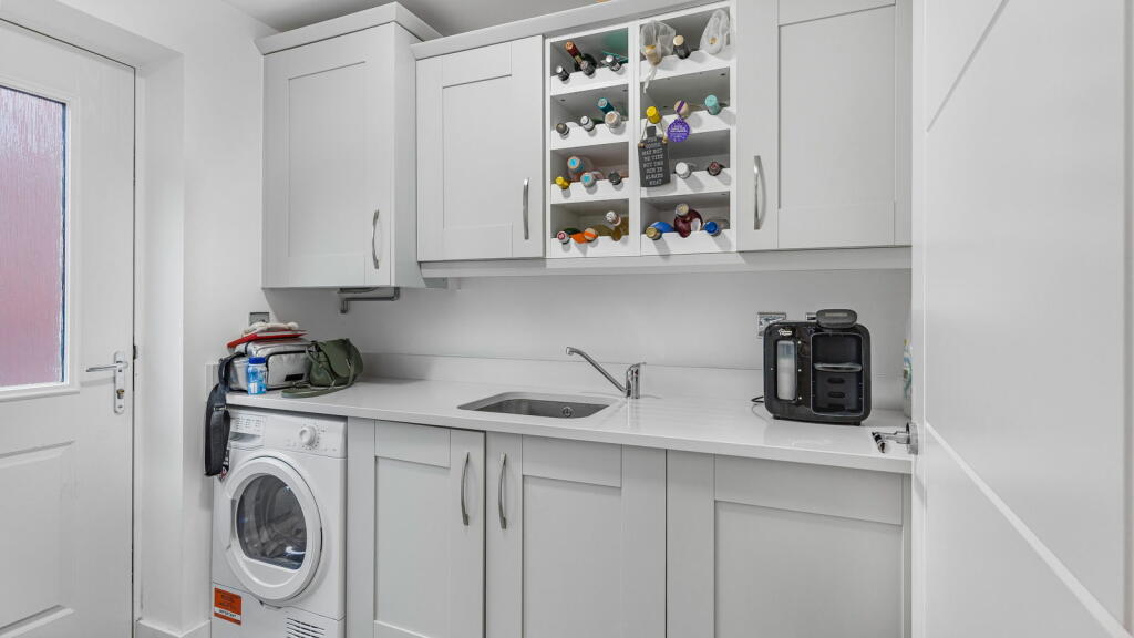 Additional image 6 of Pastures Drive, Tidbury Green, B90