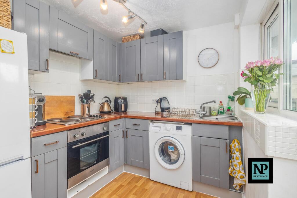 Additional image 6 of Whiting, Tamworth, B77