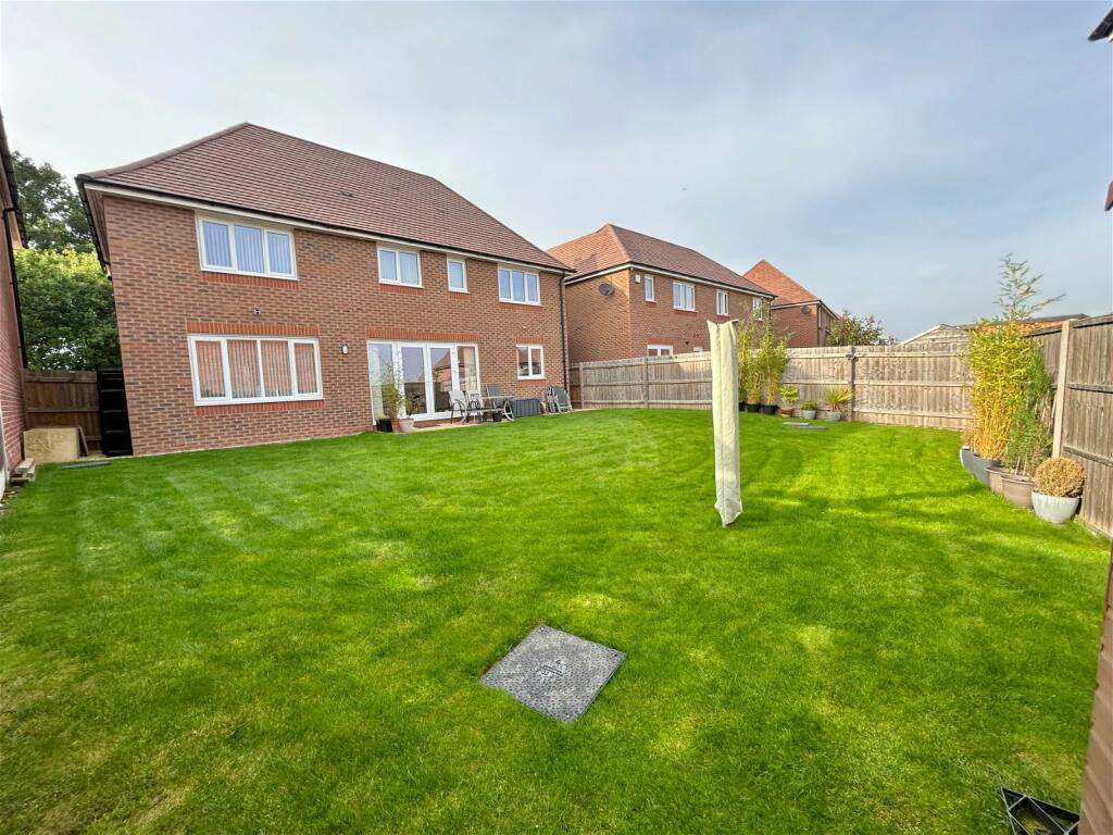Additional image 44 of Broomyshaw Close, Tamworth, B77 4FQ
