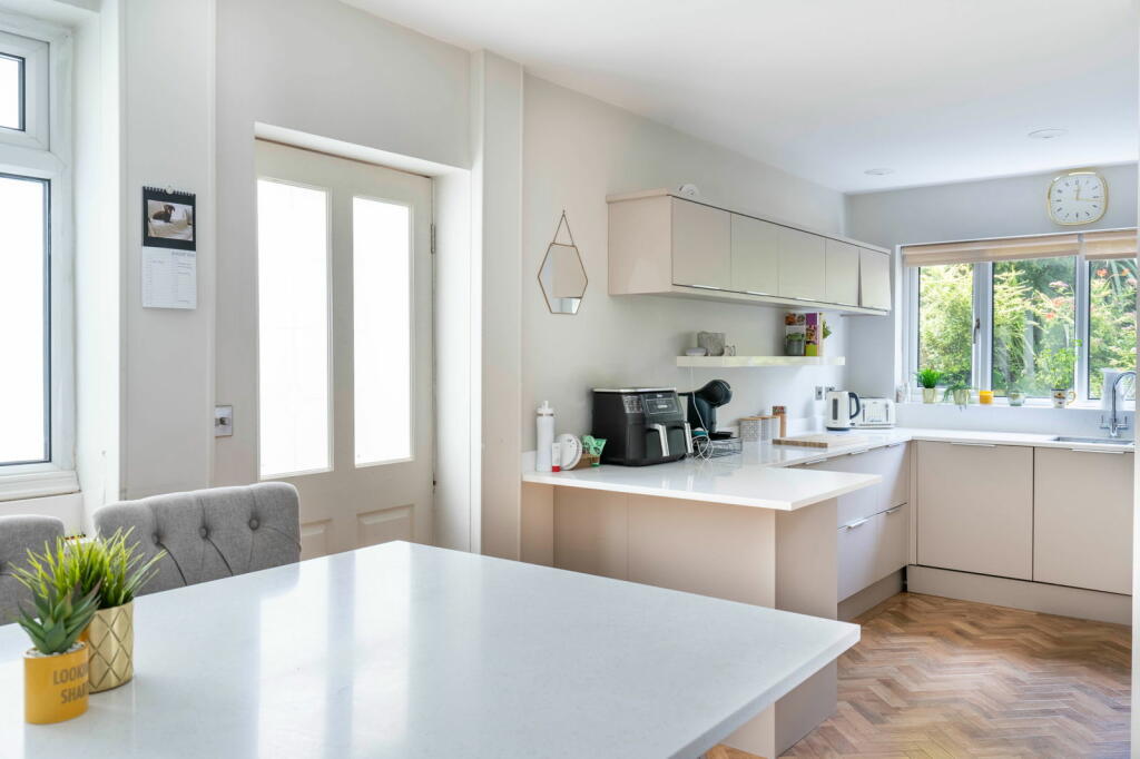 Additional image 6 of Reservoir Road, Cofton Hackett, B45 8PN