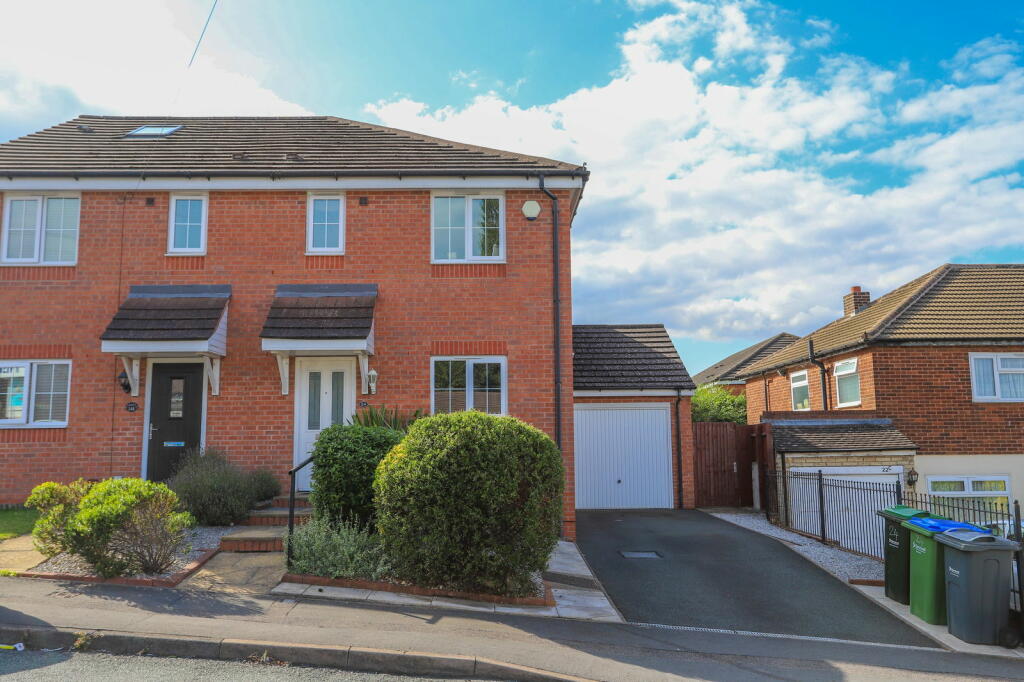 Primary image of Regent Road, Tividale, Oldbury, B69 1TL