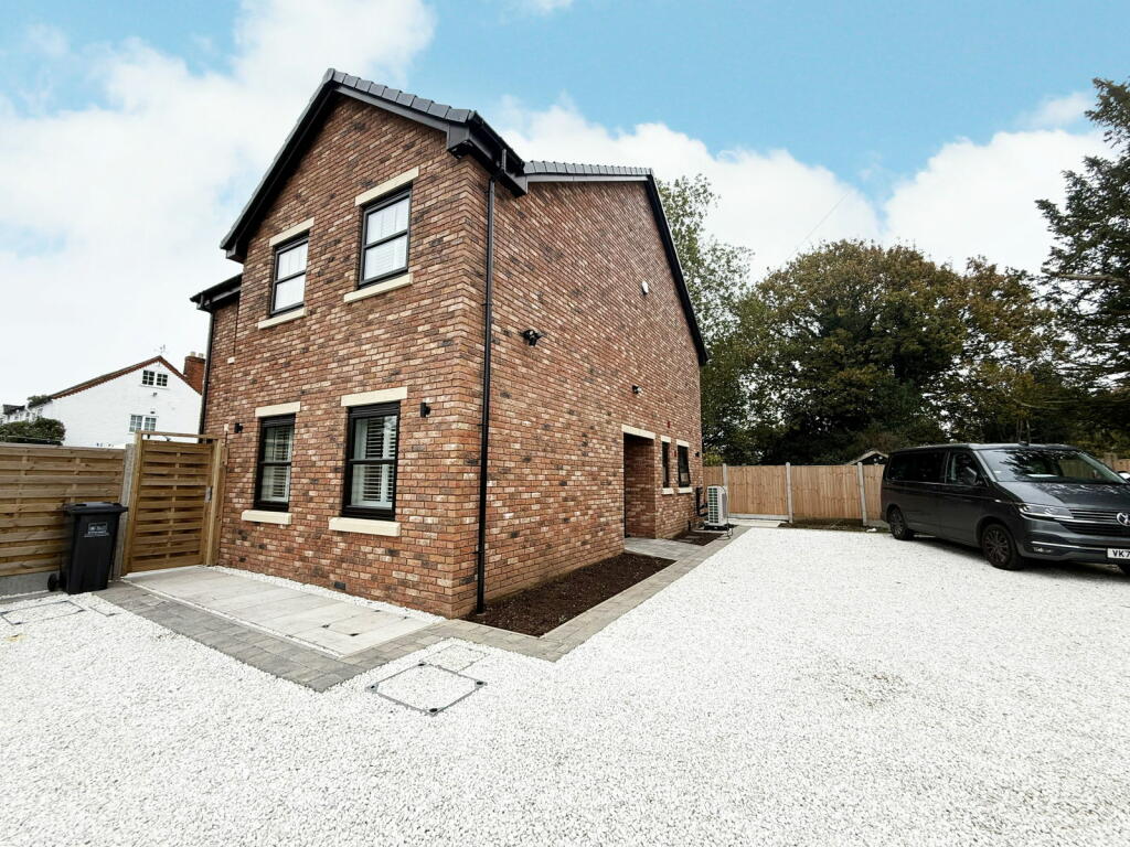 Additional image 44 of Shutt Lane, Earlswood