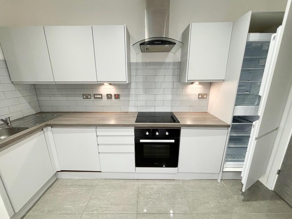 Additional image 4 of 302 Knights House, Parade, Sutton Coldfield, West Midlands, B72